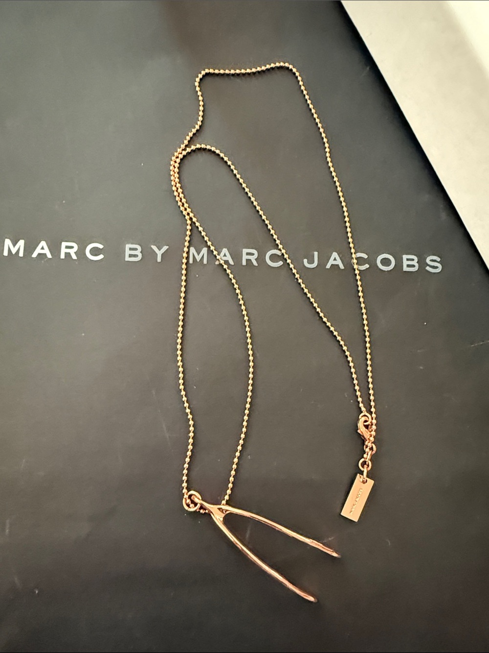 Marc by Marc Jacobs Rose Gold Wishbone Pendant Chain Necklace Rare Vintage NWT